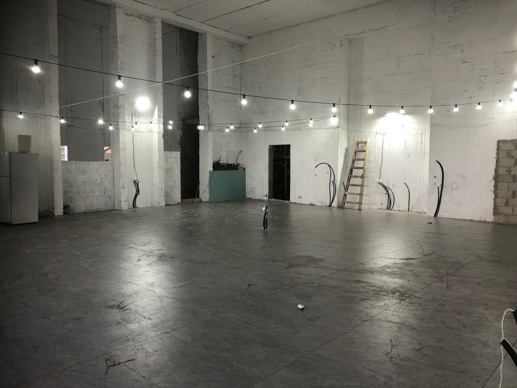 Another view of the main hall